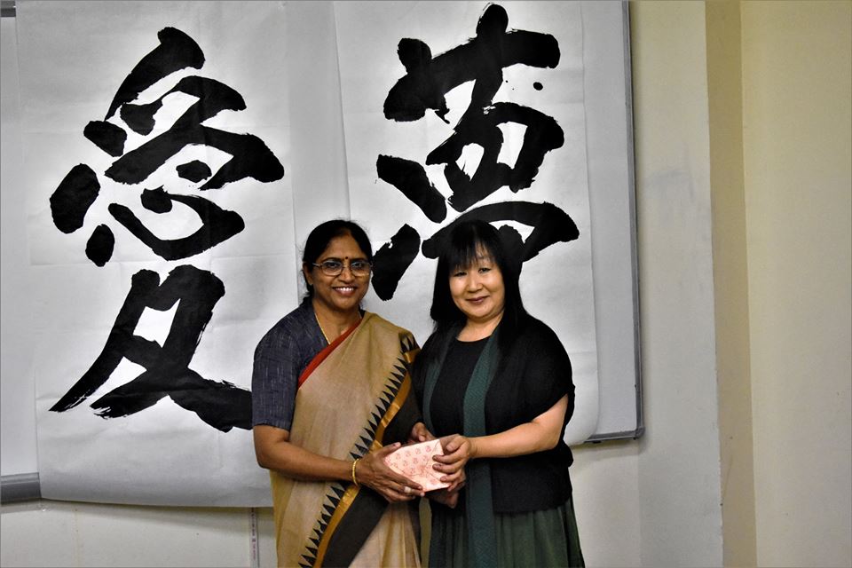 A Japanese Calligraphy workshop was organized on 5th August,2018 at NU. Ms. Hiroko Nagahama, who is the founder of the Japan India student conference in Kolkata, conducted the workshop. She taught the art of calligraphy known as ‘Shodo’ that uses the proper tools and the paper required for the traditional calligraphy. She made two kanji’s of love and dream; which is a beautiful way of writing words that artistically depicts their picture too.